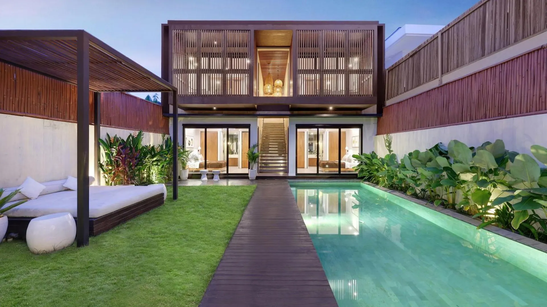 Red Sunset Villa - Berawa Canggu  Indonesia